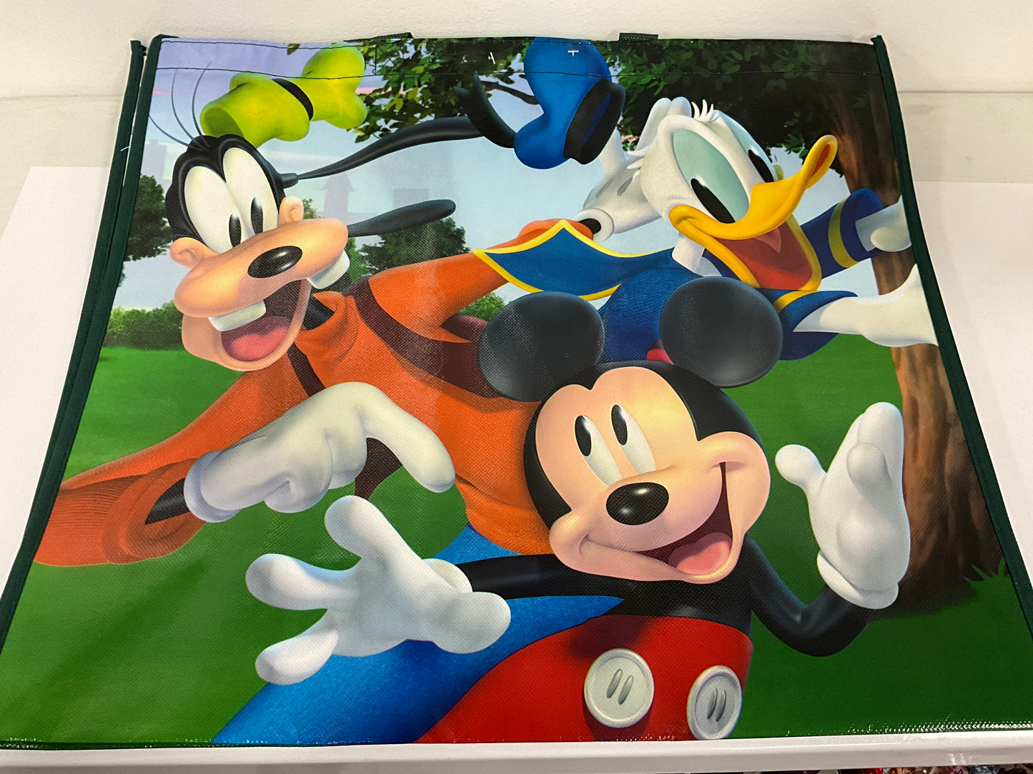 JOIA Lg Bag Mickey Goofy Daffy