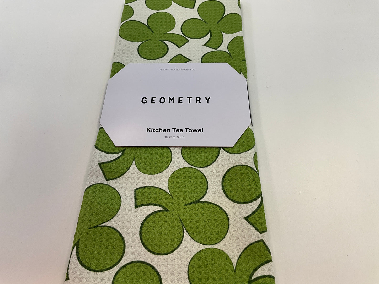 Geom Tea Clover Toss