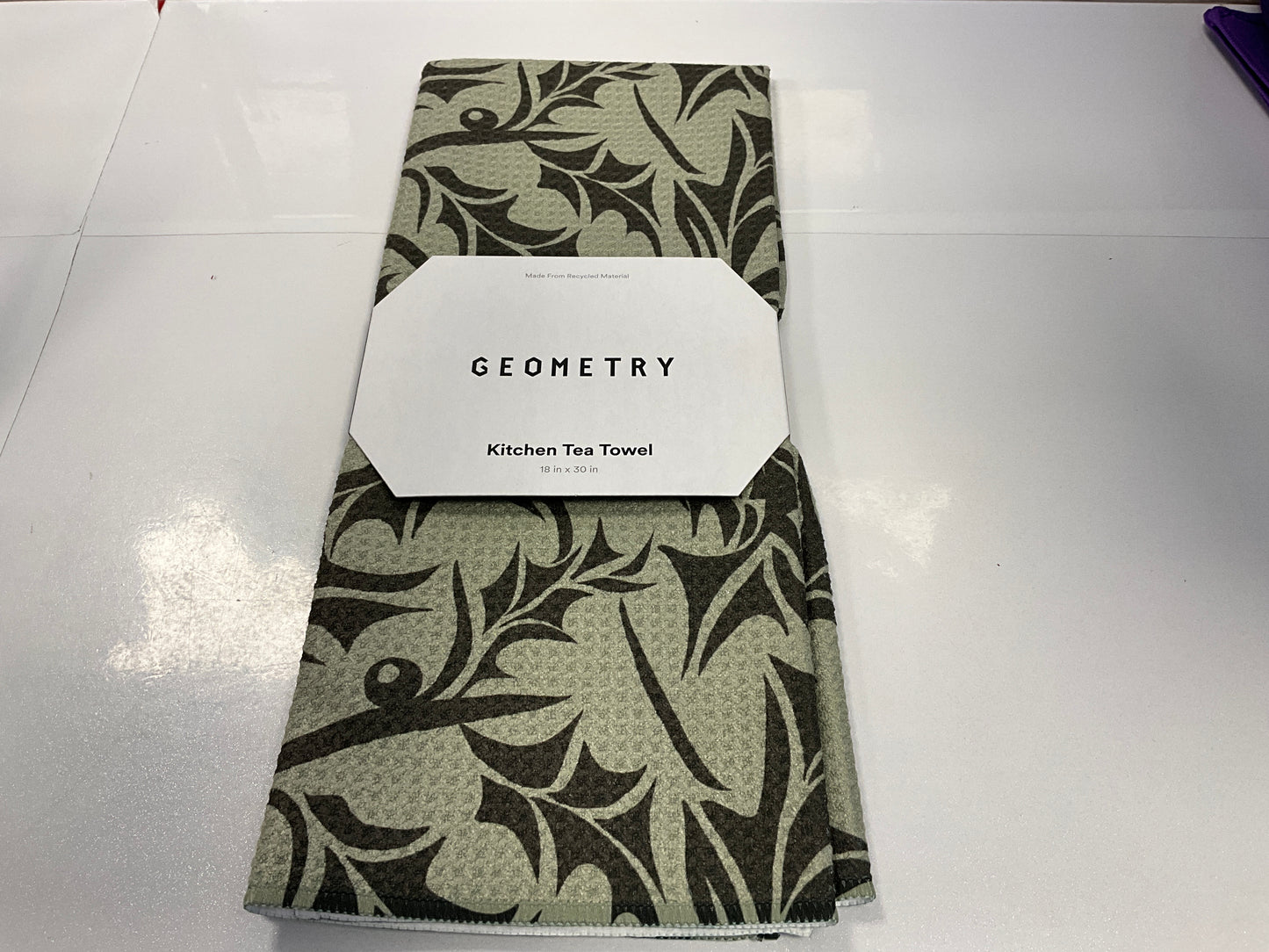 Geom Tea Winter Foilage