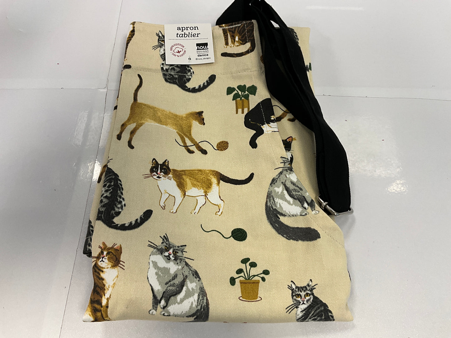 NDD Apron Cat Collective