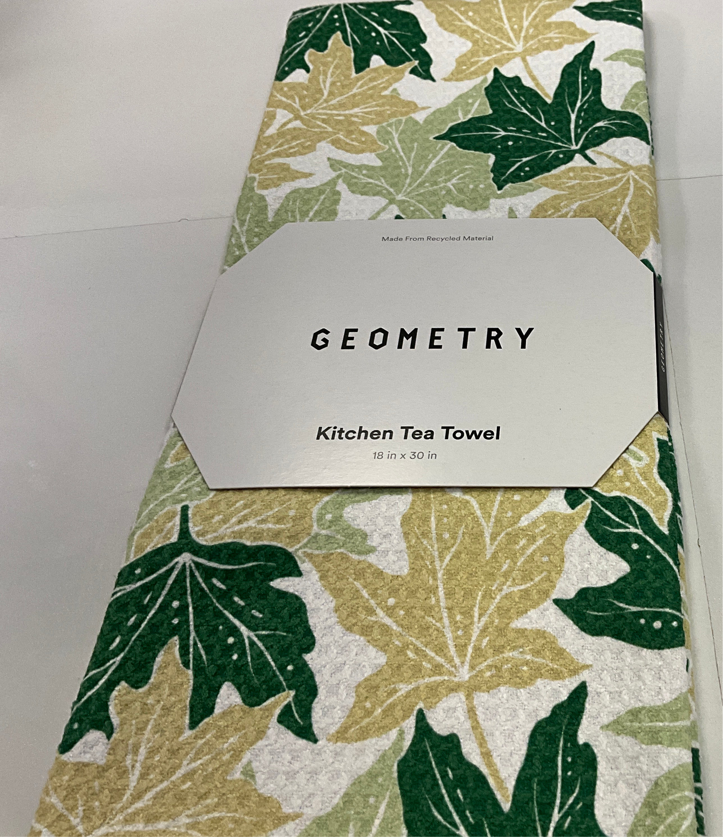 Geom Tea Maple Leaves
