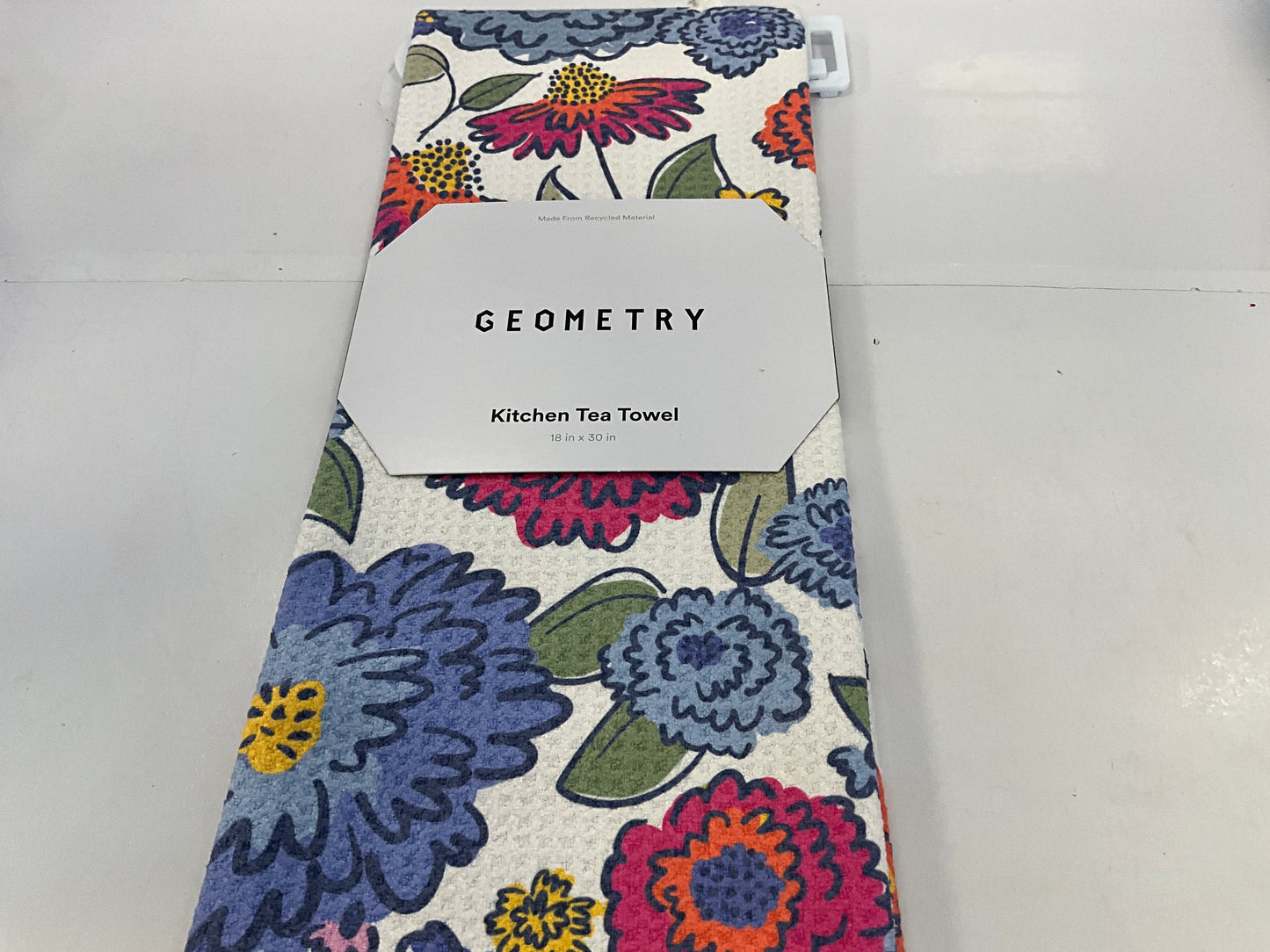 Geom Tea Painterly Meadow