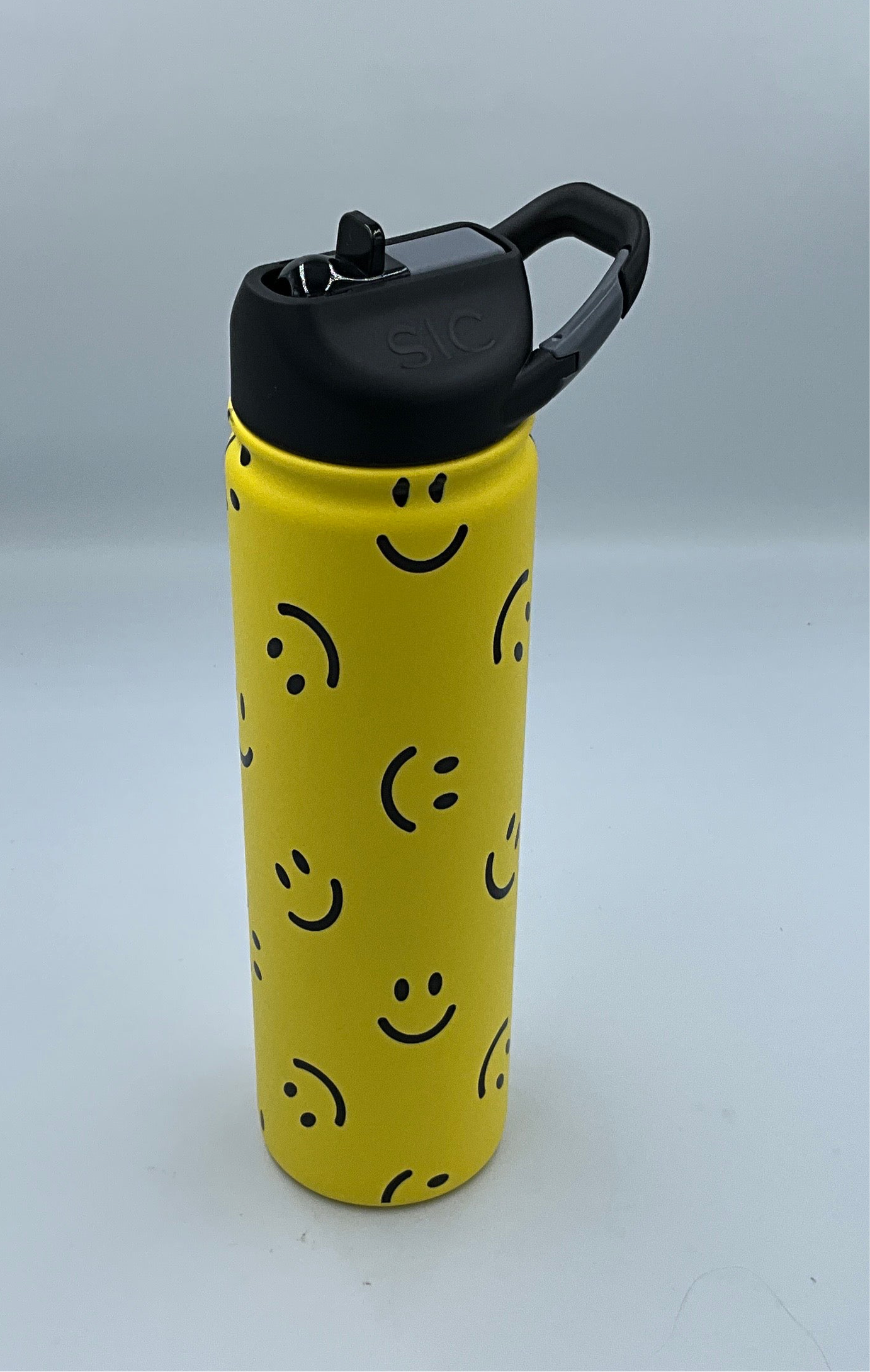 SIC 27oz Bottle Smiley