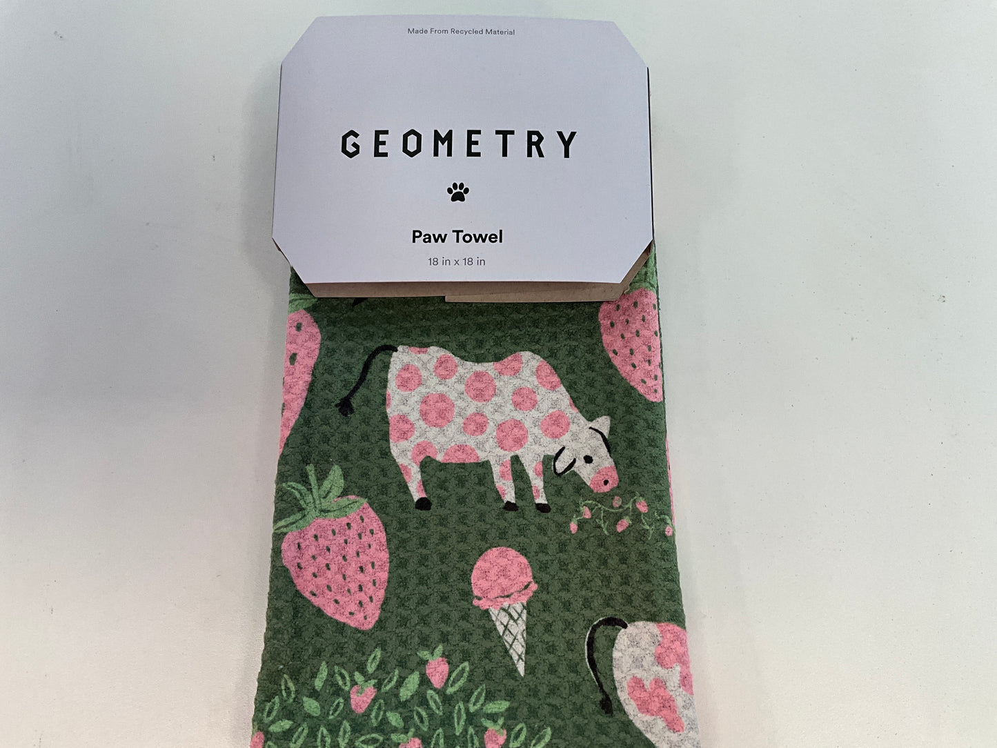 Geom Paw Towel Strawberry Cows