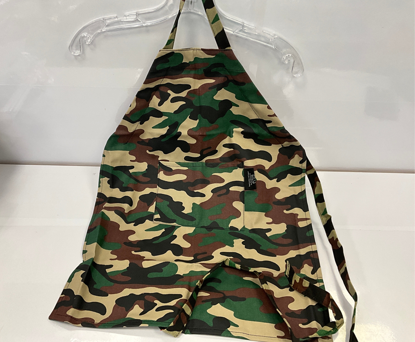 2 Lumps Child Apron Camo