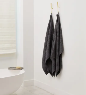 NRK Geom Bath Towel Charcoal (2)