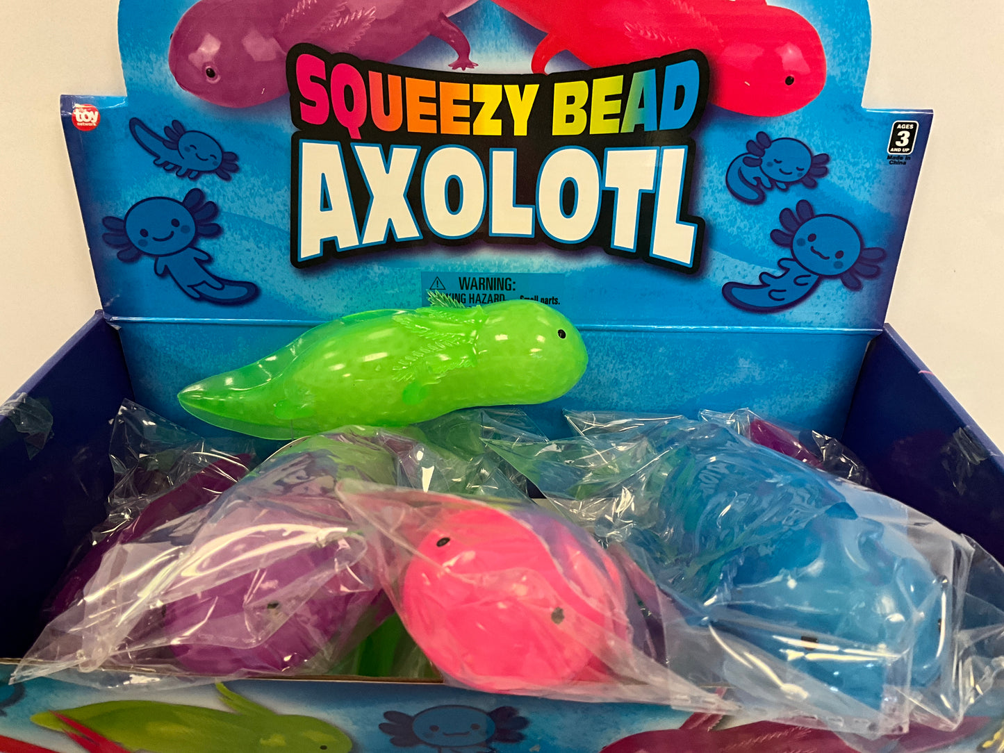 SQH 7.5” Squeeze Bead Axolotl