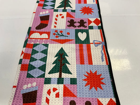 Geom Paw Festive Christmas Quilt