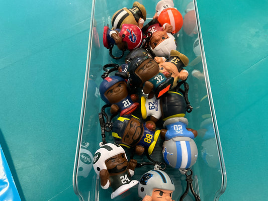 PaAn NFL Squeezy Helmets OR Guys Keychains-no UPC