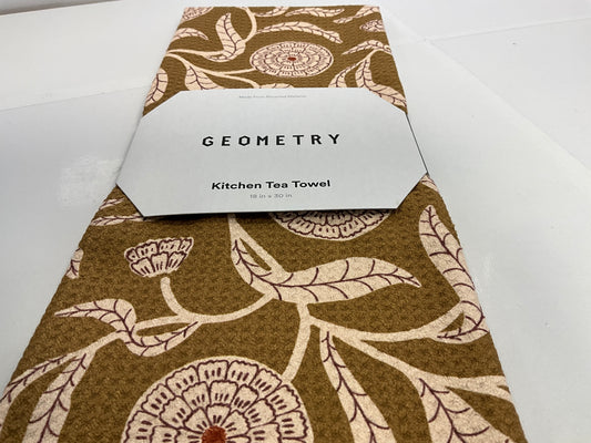 Geom Tea Falling Flowers
