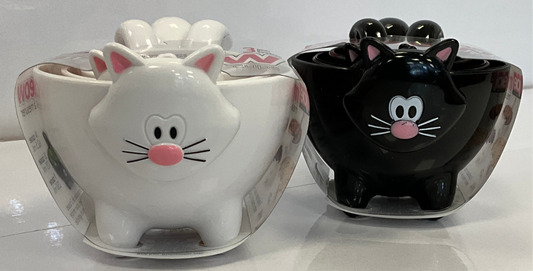 Joie Meow measuring Cups