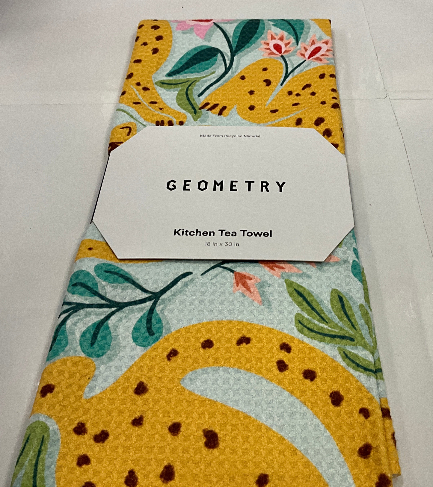 Geom Tea Cheetah Haven