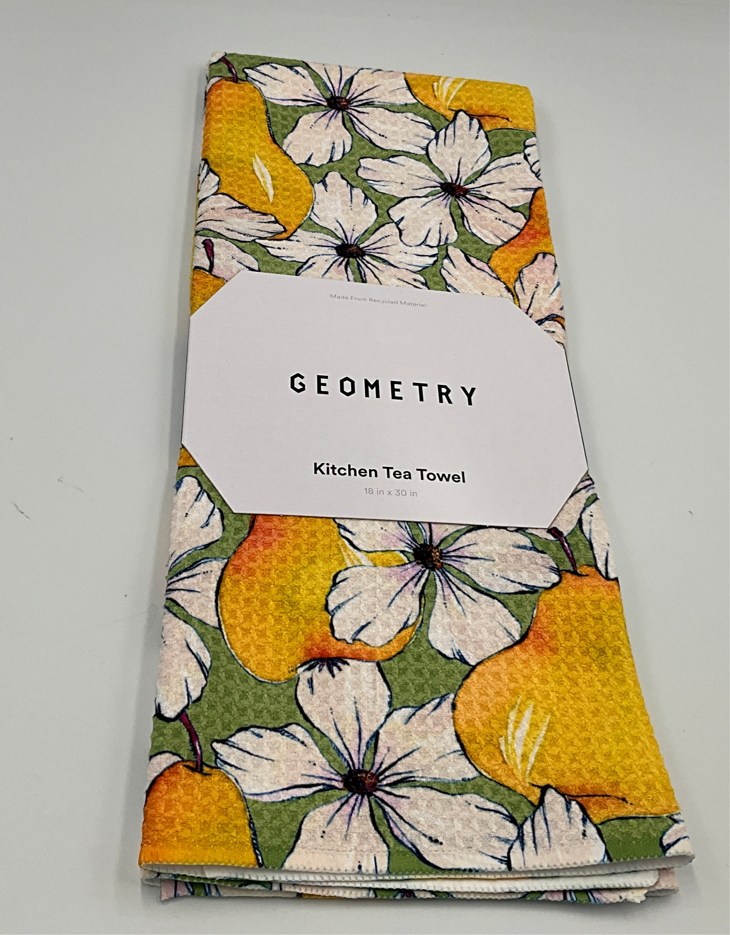 Geom Tea Pears Petals