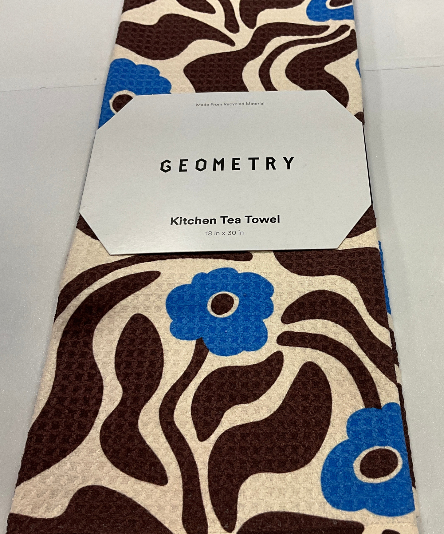 Geom Tea Dancing Blooms