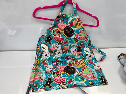 2 Lumps Child Yummy Cakes